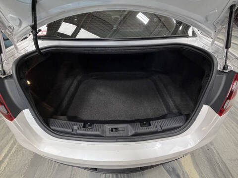 2018 Ford Taurus SEL