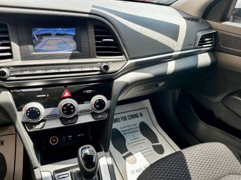 2019 Hyundai Elantra