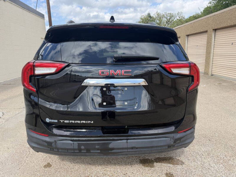 2022 GMC Terrain SLE