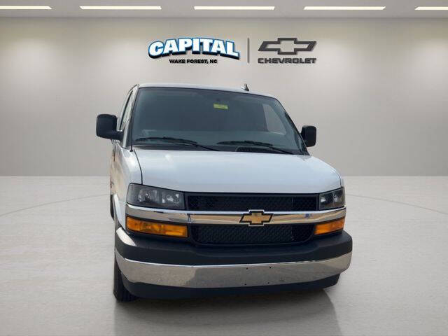 2025 Chevrolet Express 2500