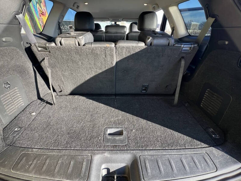 2019 Nissan Pathfinder SL