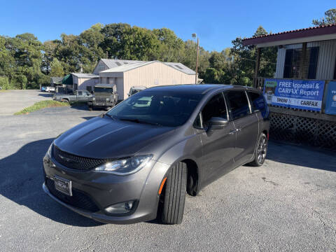2020 Chrysler Pacifica Touring