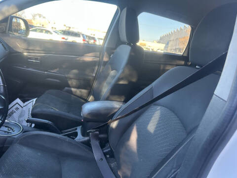 2015 Mitsubishi Outlander Sport SE