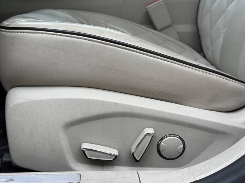 2017 Ford Fusion Platinum