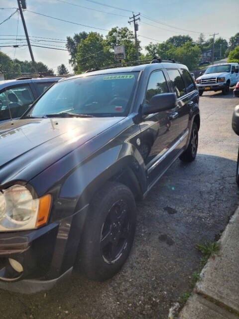 2006 Jeep Grand Cherokee for sale at SINGH'S AUTOGROUP LLC in Nelliston, NY