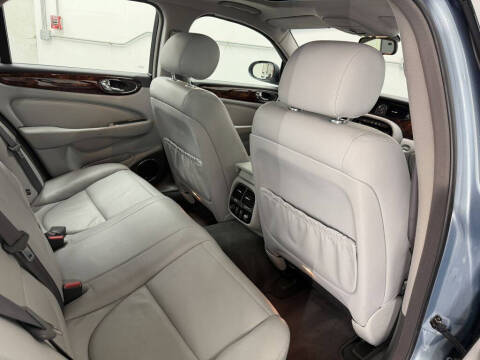 2004 Jaguar XJ-Series XJ8