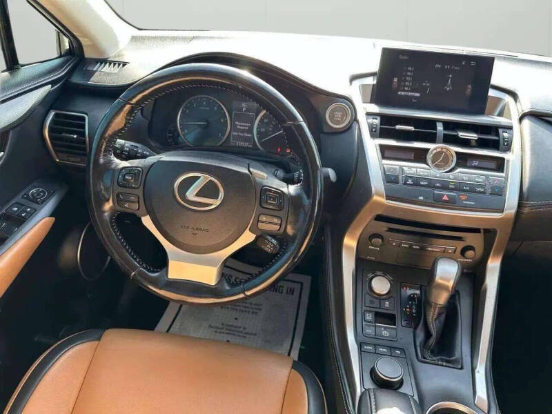 2016 Lexus NX 200t