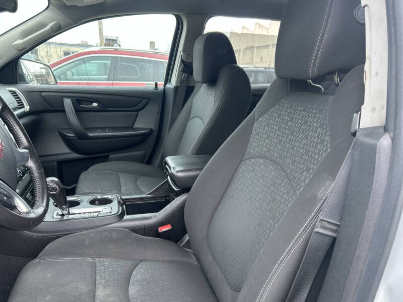 2016 GMC Acadia SLE-1