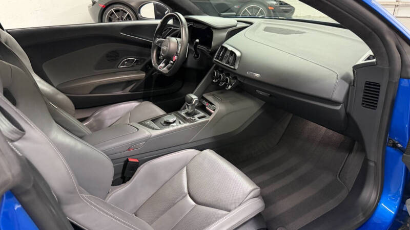 2017 Audi R8 5.2 quattro V10 Plus