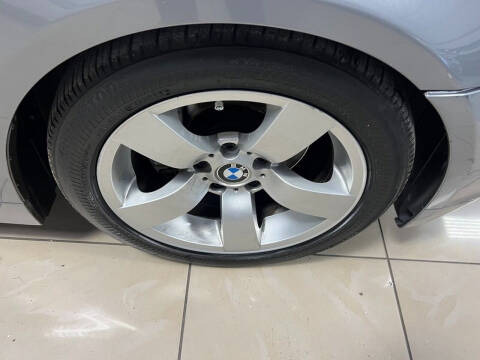 2004 BMW 5 Series 525i