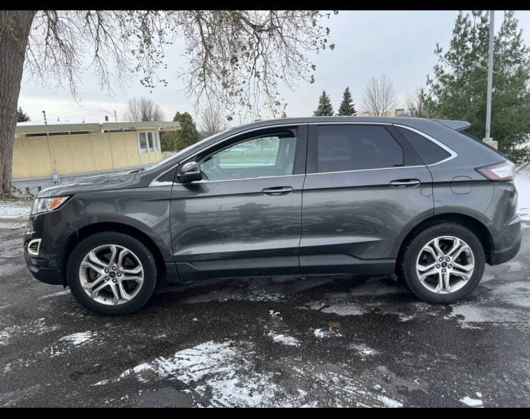 2015 Ford Edge Titanium photo 9