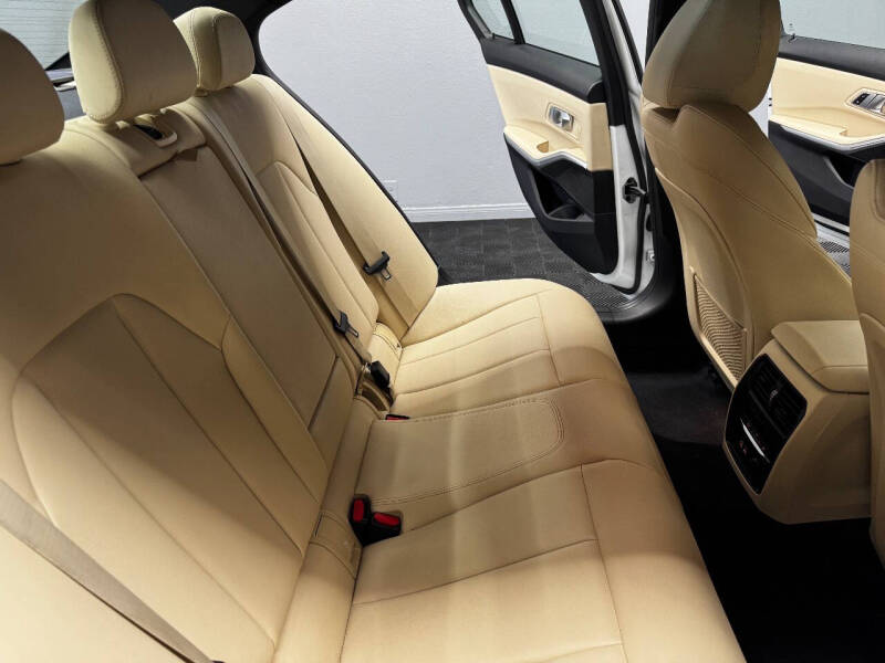 2019 BMW 3 Series 330i