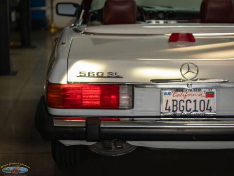 1987 Mercedes-Benz 560-Class 560 SL