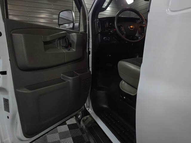 2021 Chevrolet Express 2500