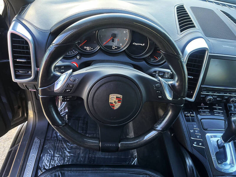 2011 Porsche Cayenne S