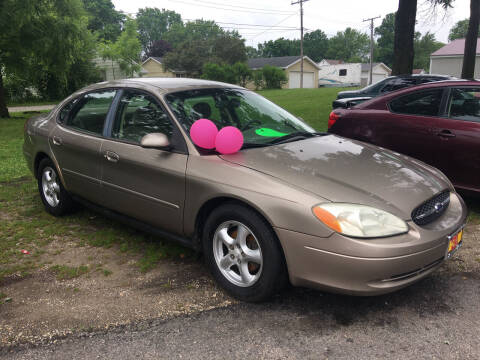 2002 Ford Taurus for sale at Antique Motors in Plymouth IN