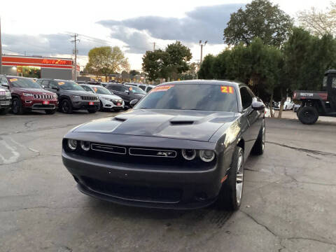 2021 Dodge Challenger SXT