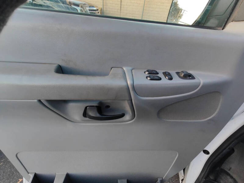 2007 Ford E-Series E-350 SD XLT