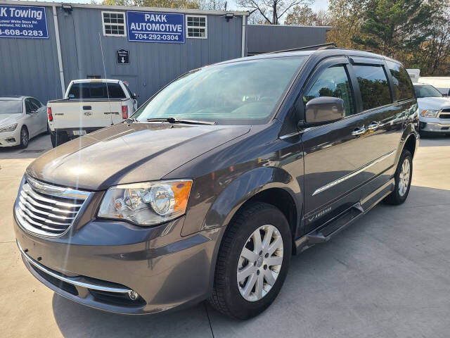 2015 Chrysler Town and Country for sale at PAKK AUTOMOTIVE in Peachland, NC