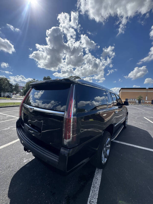 2020 Cadillac Escalade ESV Luxury
