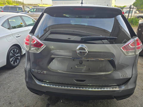 2015 Nissan Rogue S