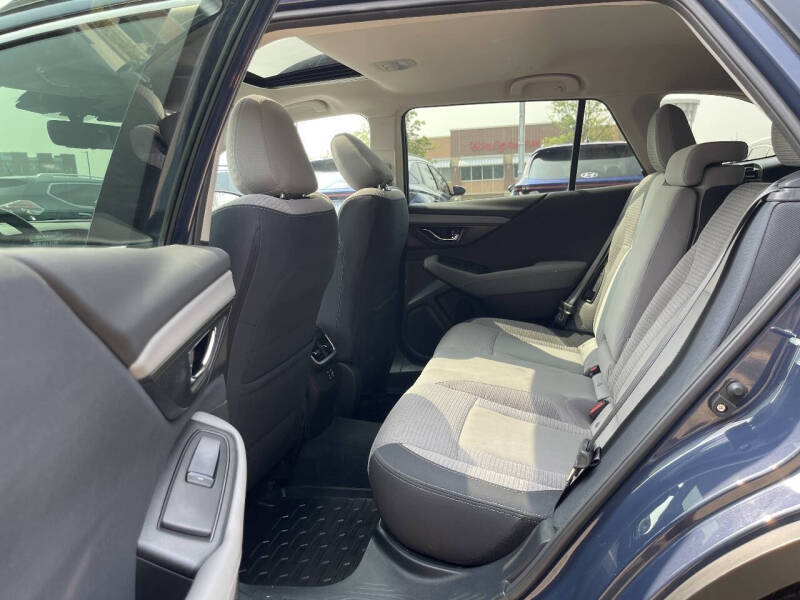 2025 Subaru Outback Premium