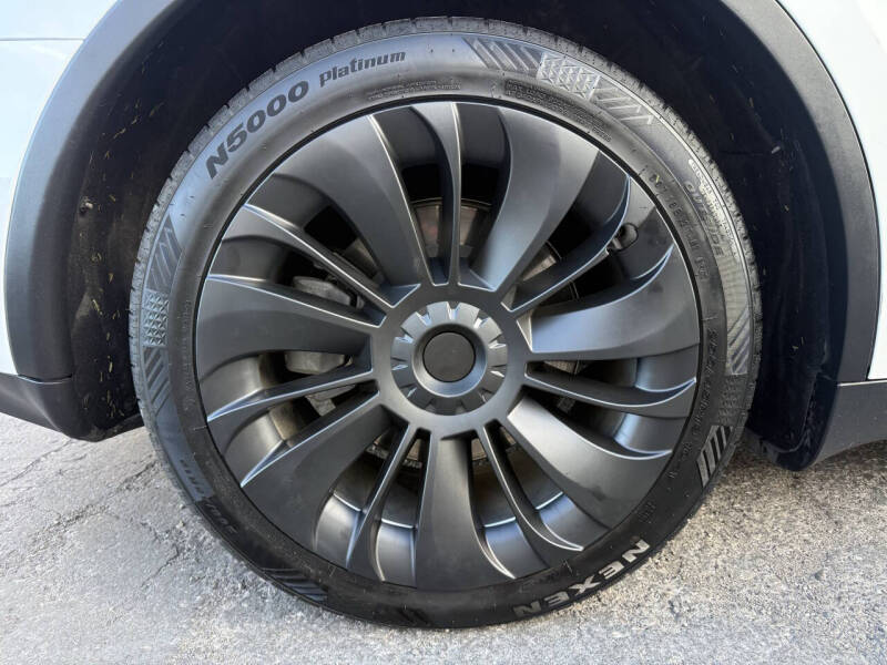 2020 Tesla Model Y Long Range