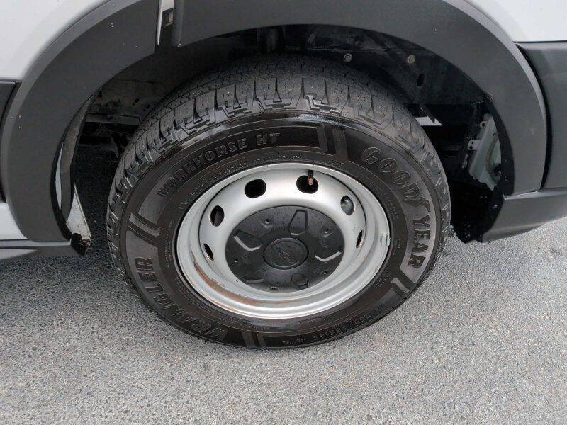 2024 Ford Transit 250