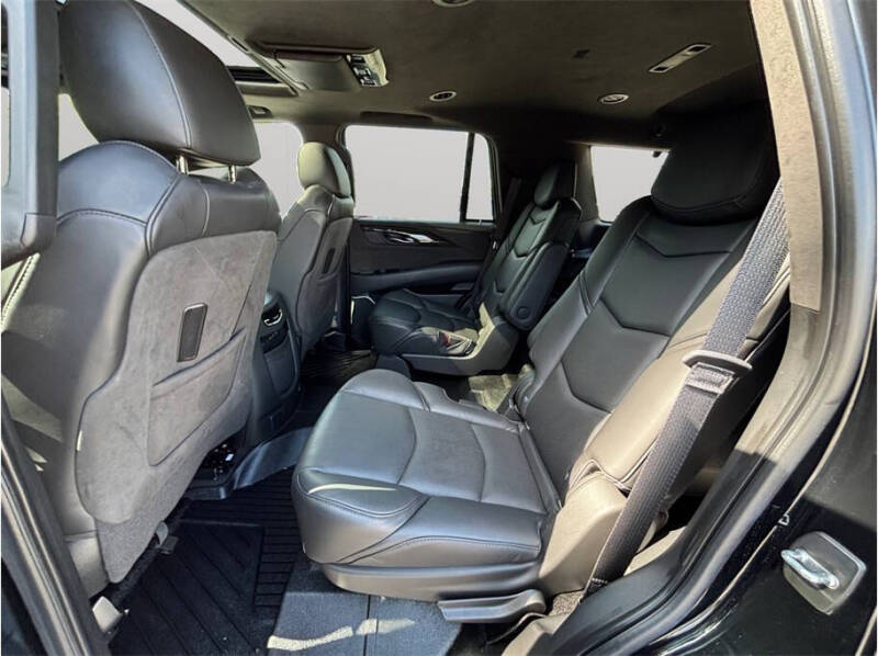 2020 Cadillac Escalade Platinum