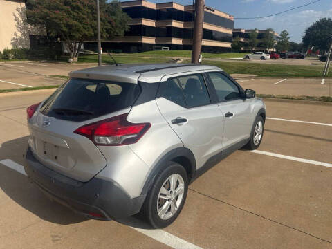 2020 Nissan Kicks S