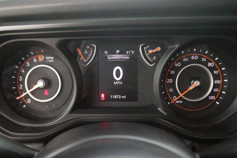 2024 Jeep Gladiator NightHawk