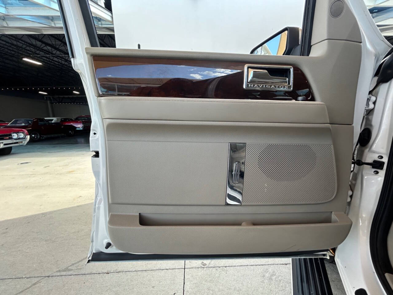 2014 Lincoln Navigator 23