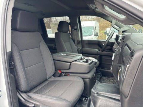 2025 GMC Sierra 3500HD CC Pro