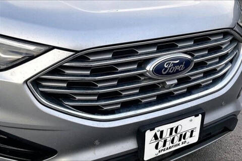 2022 Ford Edge Titanium