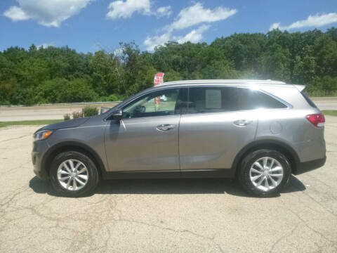 2016 Kia Sorento for sale at NEW RIDE INC in Evanston IL