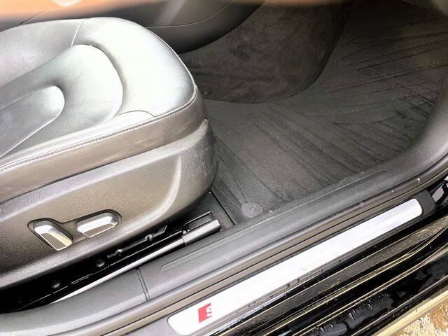 2014 Audi A4 2.0T quattro Premium Plus