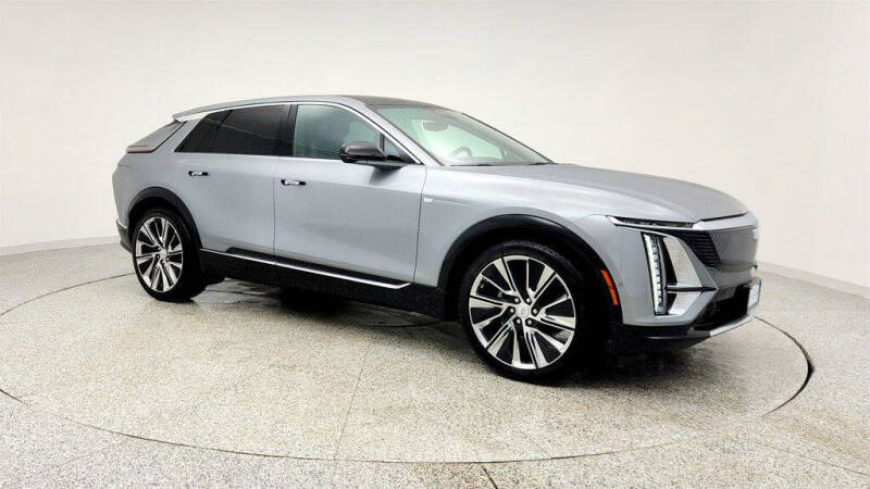 2024 Cadillac LYRIQ Luxury 3