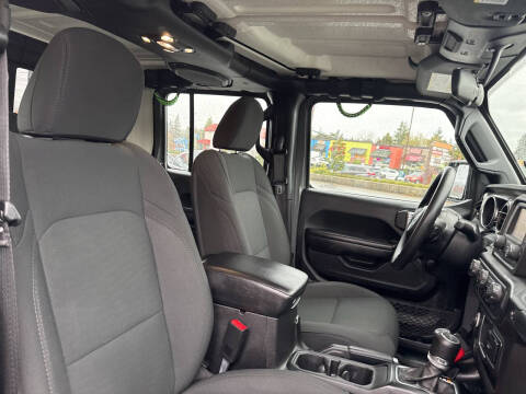 2020 Jeep Gladiator Sport