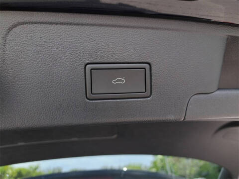 2025 Volkswagen Atlas Cross Sport SEL 4Motion