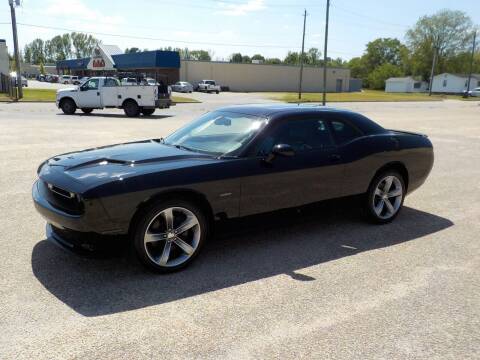 2015 Dodge Challenger for sale at Young's Motor Company Inc. in Benson NC