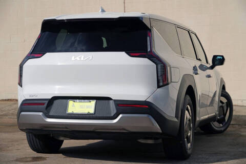 2026 Kia EV9 Light Long Range
