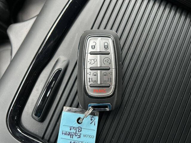 2024 Chrysler Pacifica Plug-In Hybrid