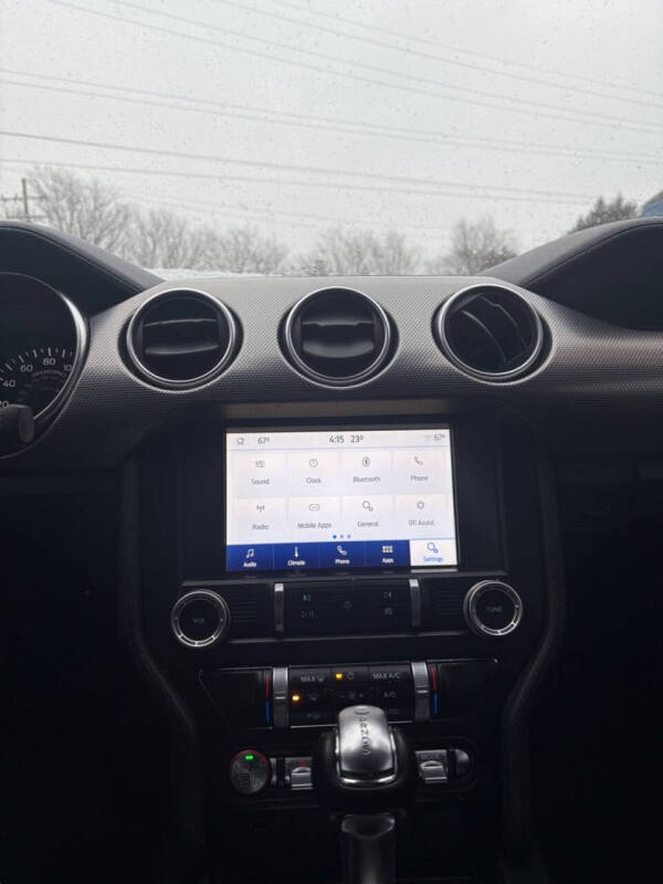 2020 Ford Mustang EcoBoost