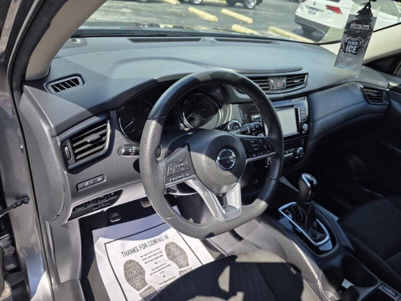 2019 Nissan Rogue SV