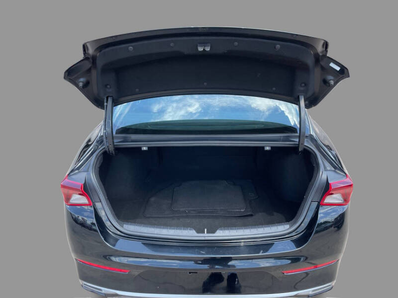 2023 Kia K5 LXS