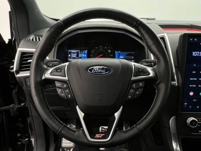 2022 Ford Edge ST