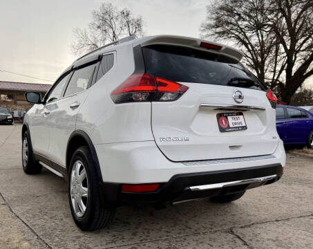 2017 Nissan Rogue S