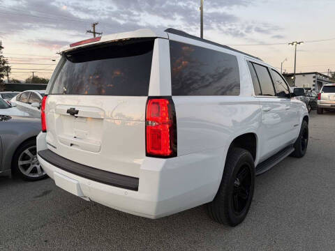 2017 Chevrolet Suburban LT