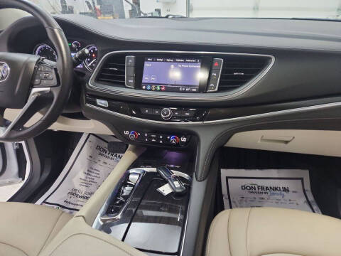 2023 Buick Enclave Essence