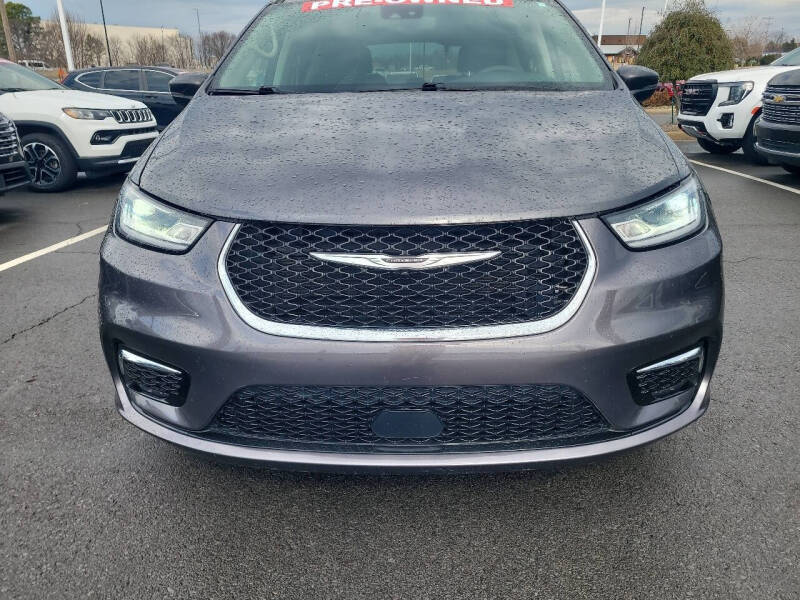 2023 Chrysler Pacifica Touring L